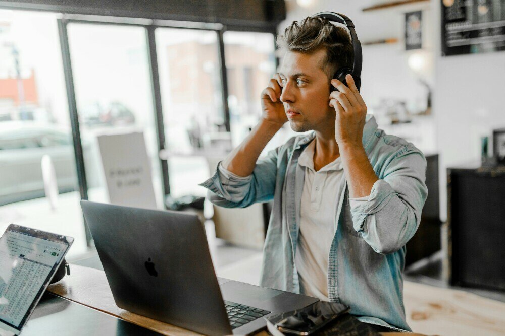 tech-blogger
